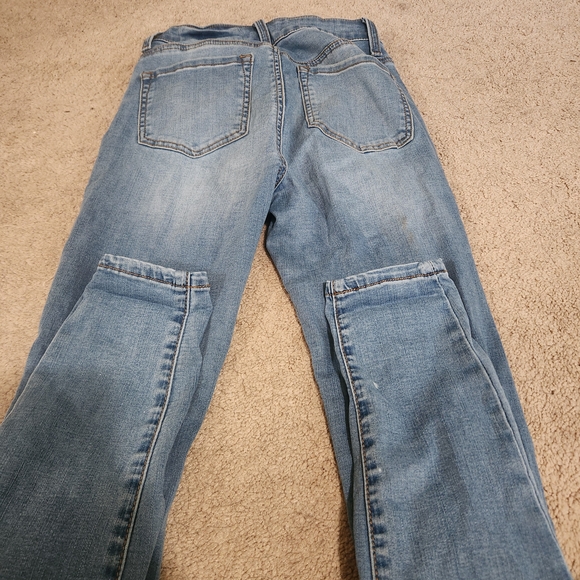 Trendy Distressed Denim Jeans - Picture 2 of 3